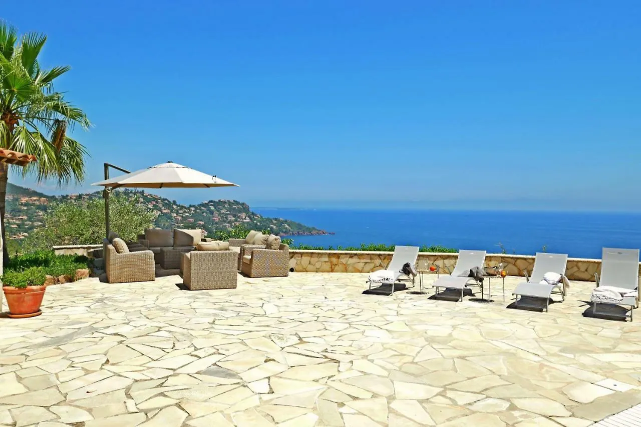Villa Le Trayas Superieur Theoule-sur-Mer 0*,