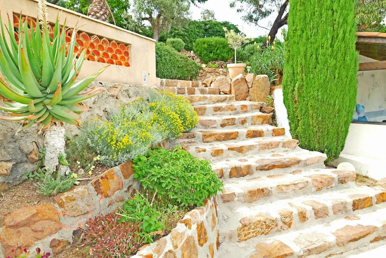 Villa Le Trayas Superieur Théoule-sur-Mer 0*,  Francie